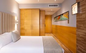 Sansi Diputació Hotel